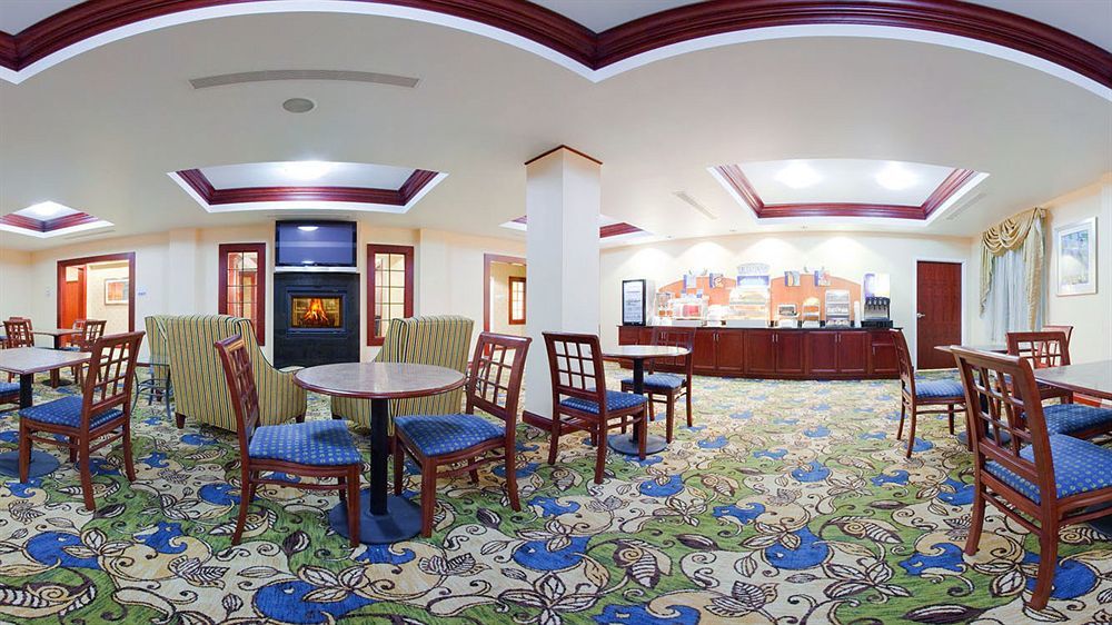 Holiday Inn Express - Bentleyville Bagian luar foto
