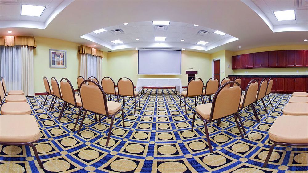 Holiday Inn Express - Bentleyville Bagian luar foto