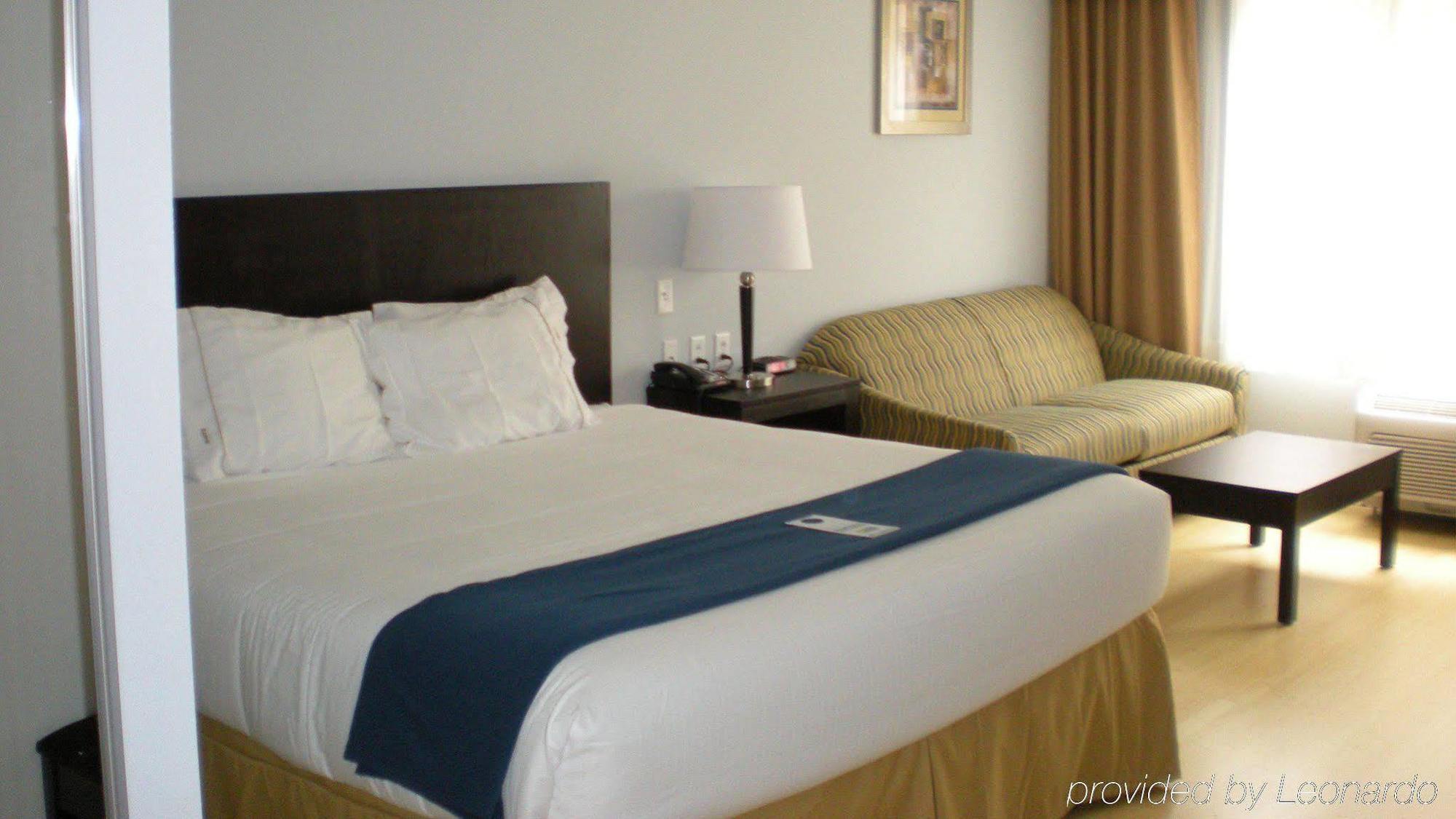 Holiday Inn Express - Bentleyville Bagian luar foto